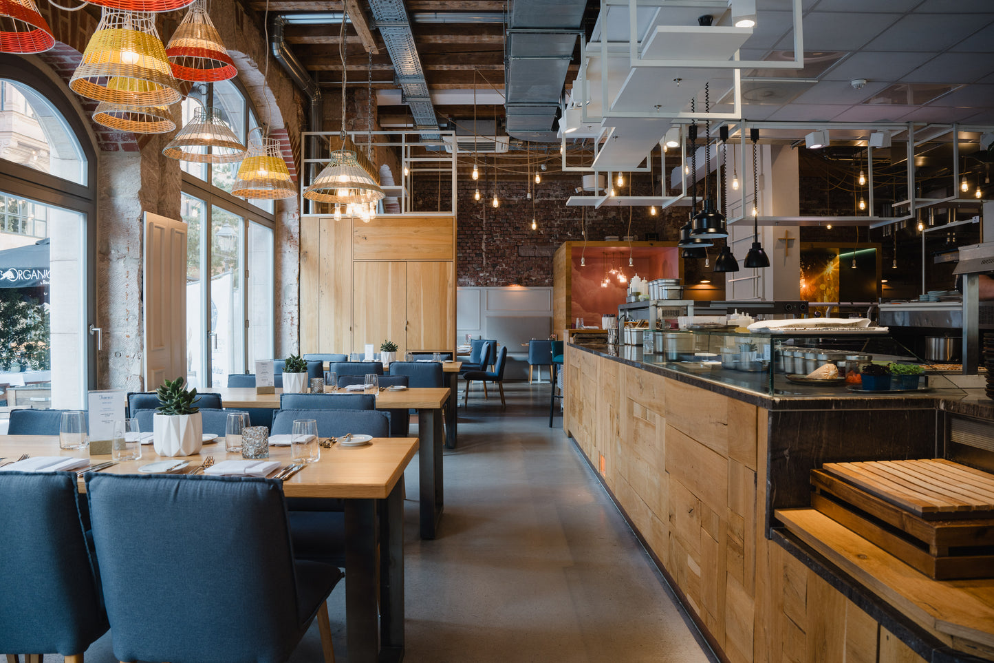 Happy Birthday - 9 Jahre in der Königstraße 25.10.26