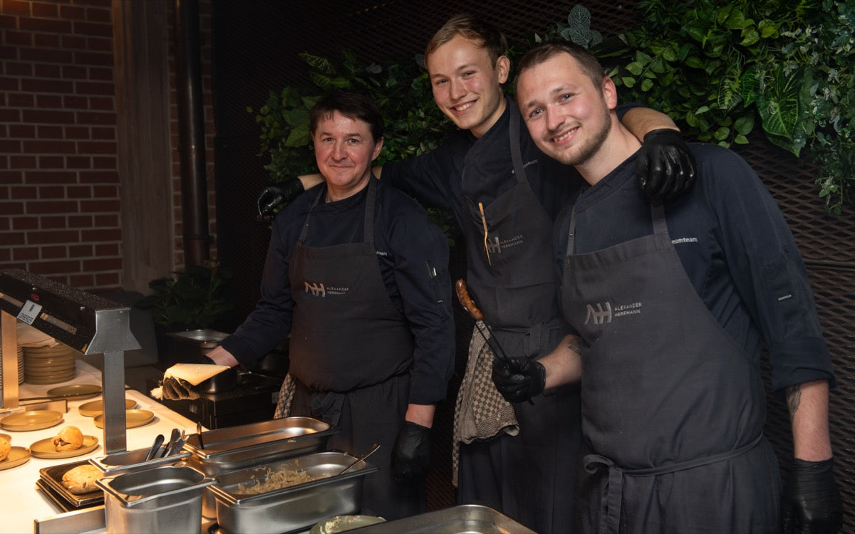 Happy Birthday - 10 Jahre in der Königstraße 17.10.2027